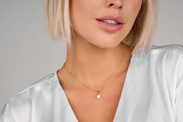 Euphoria Perlen halskette - Sterlingsilber vergoldet - Süßwasserperle und Zirkonia